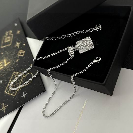 Chanel necklace 11lyh284